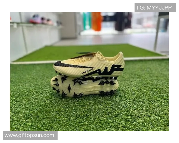 探索AG钉足球鞋的优势与选择指南助你在球场上尽显风采